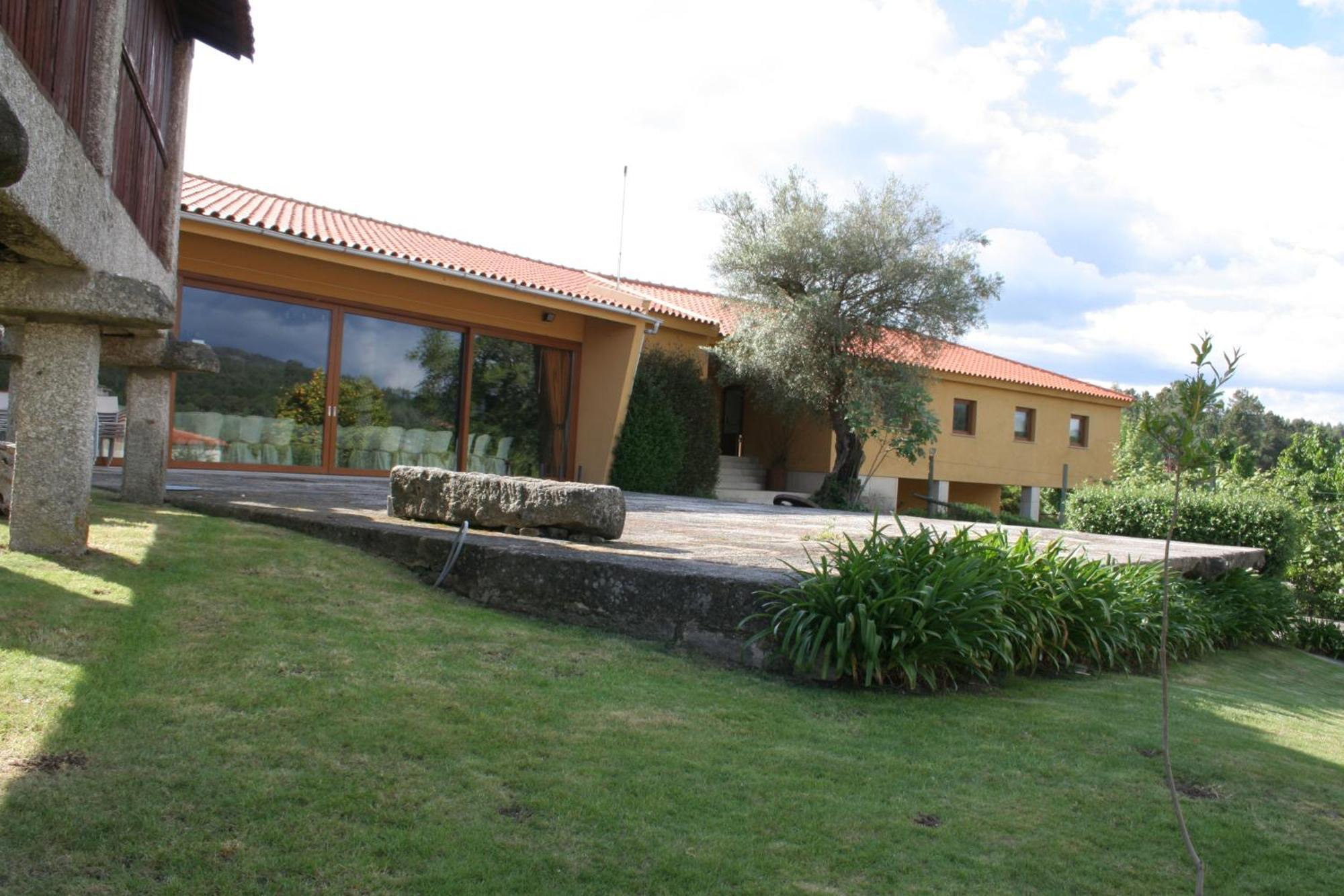 Hotel Rural De Charme Maria Da Fonte 포보아데란호소 외부 사진